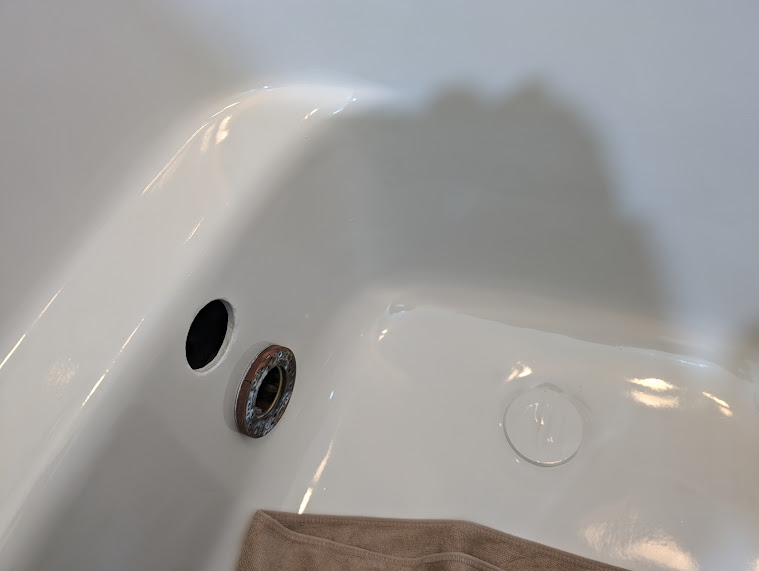 ホーロー鋳物製浴槽の再生塗装＠名張市