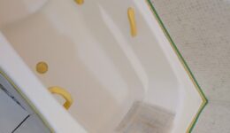 FRP製浴槽割れ補修工事＠碧南市